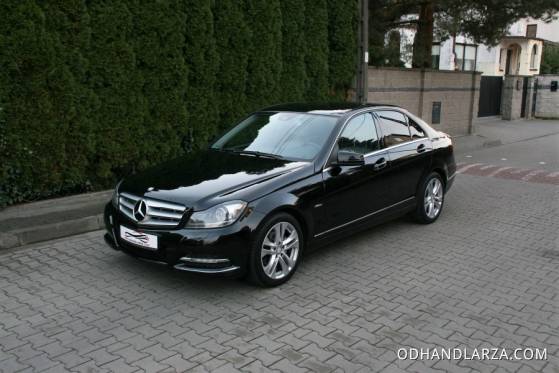 Mercedes-Benz C180 156KM Automat Avantgarde Xenon Navi Rolety SalonPL FV23%!! - Auta Na Miarę